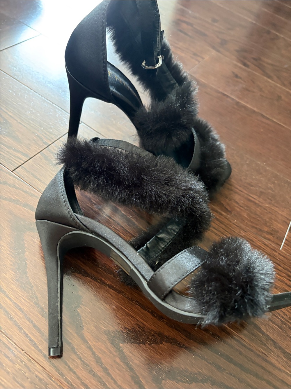 VENUS Black Faux Fur Heeled Sandals